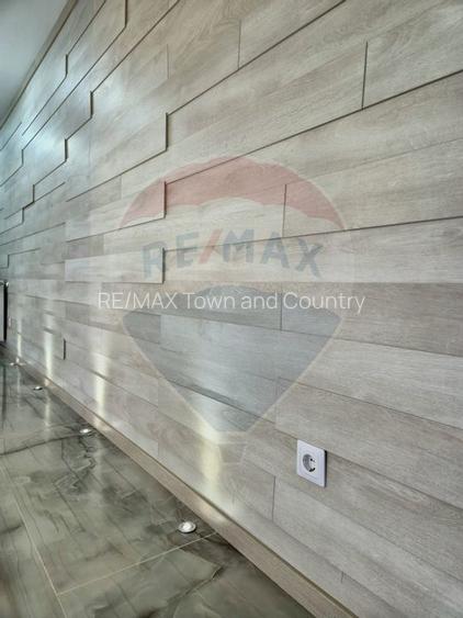 Apartament cu 4 camere de vânzare,  str. 1 Decembrie 1918 - 7