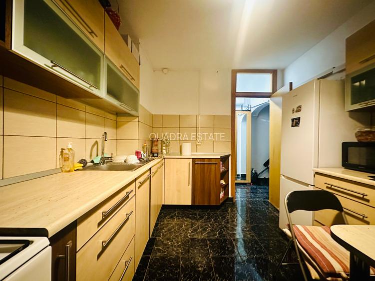 Apartament de vanzare -  3 camere  Dristor - Aleea Scolarilor - 4