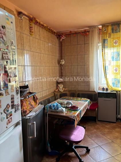Apartament 3 camere Vanzare | Gorjului (2 minute de metrou) | An 1976 - 13
