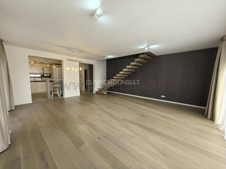 Vilă cu Piscina in Tunari - 9