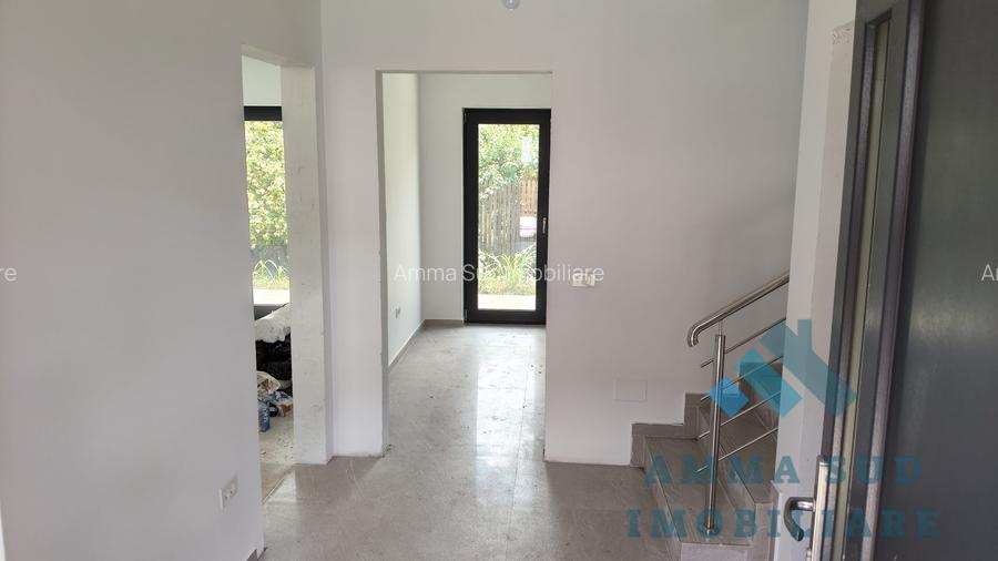 Vila individuala P + 1 + Pod - 144 mp utili - 5 Camere - 344 mp teren - 6