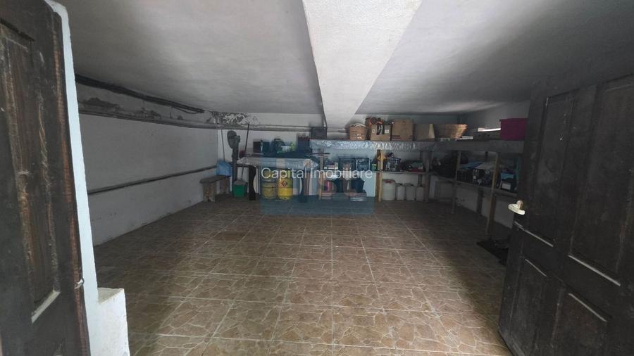 Vilă în Dubova,  langa Dunăre, teren 1361 mp - 15