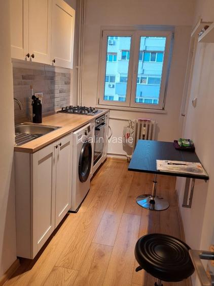 Proprietar , ofert inchiriere  super aoart. zona  Dorobanti, capitale  - 15