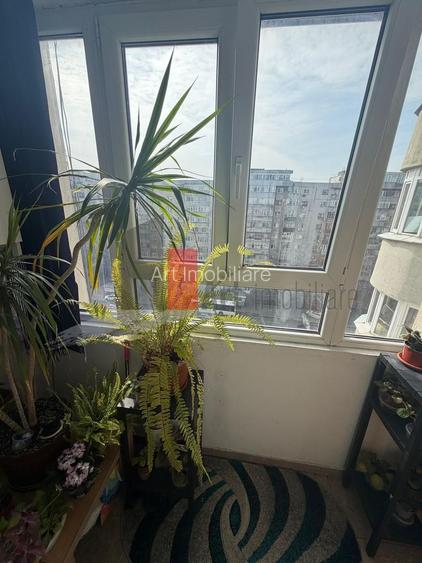Apartament cu trei camere de vanzare-Crangasi-loc de parcare - 9