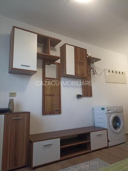 Proprietar inchiriez garsoniera in Complex Studentesc - 2