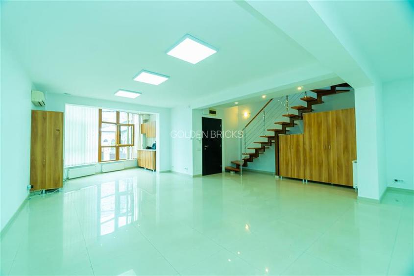 Piata Victoriei | Parter si etaj in vila | Garaj | 160mp - 3