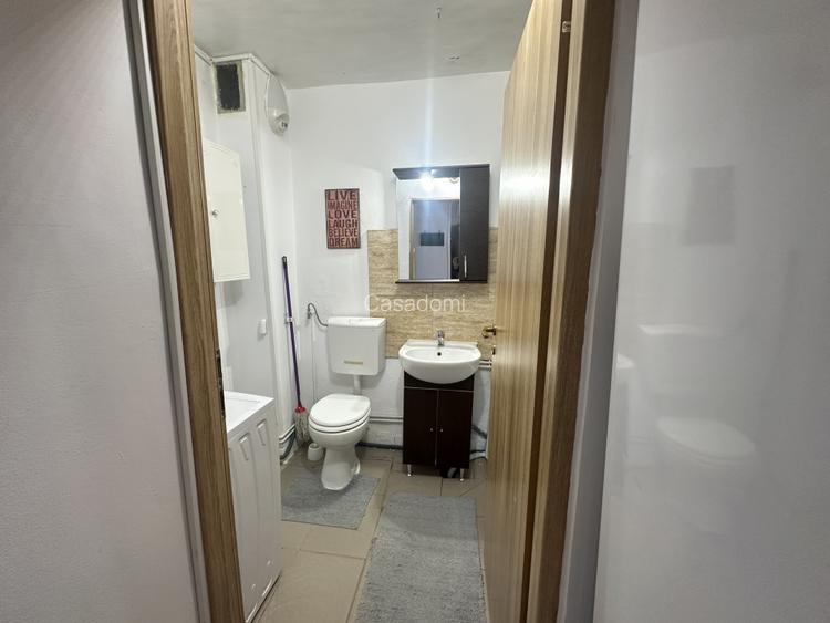 Decomandat  - Luminos - Etaj intermediar - Comision 0% - 8