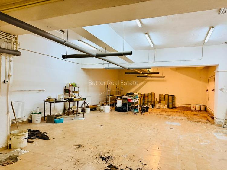 Bloc cu doua etaje de inchiriat, 2200 mp - 5 euro mp, Langa M Dimitrie Leonida - 12