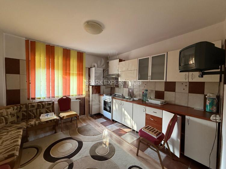 Casa extinsa 8 camere, garaj, teren 1300mp , zona stradala Paulestii Noi - 8