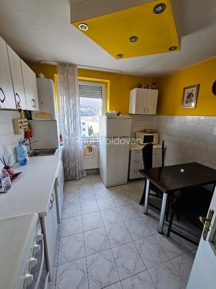 Apartament 3 camere de vânzare  - 2