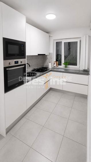 Apartament cu 2 camere decomandat în zona Tomis Nord (cap linie Cireșica) - 5