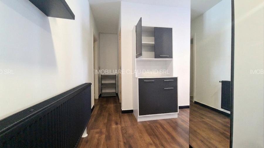 AFACERE LA CHEIE - COAFOR, FRIZERIE, SALON DE MASAJ, MANICHIURA, COSMETICA - 9