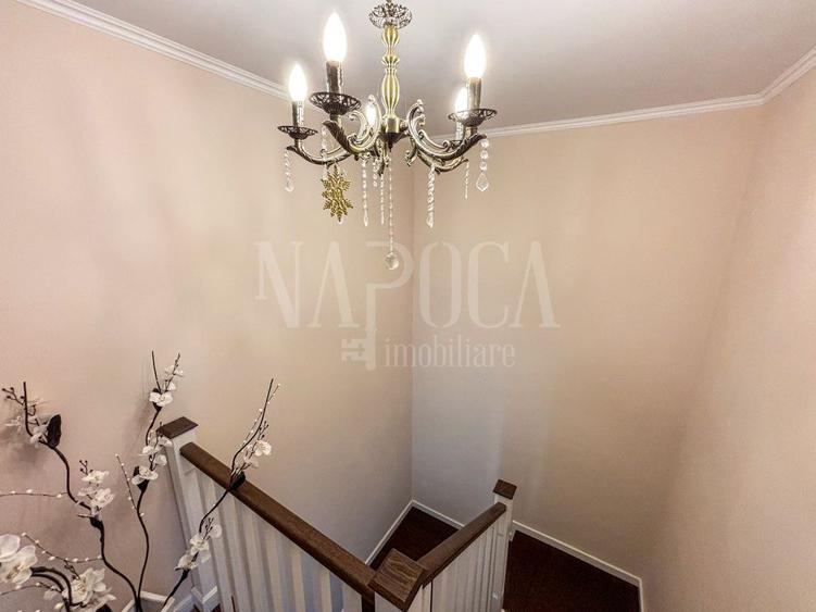 Casa 4 camere de vanzare in Floresti
