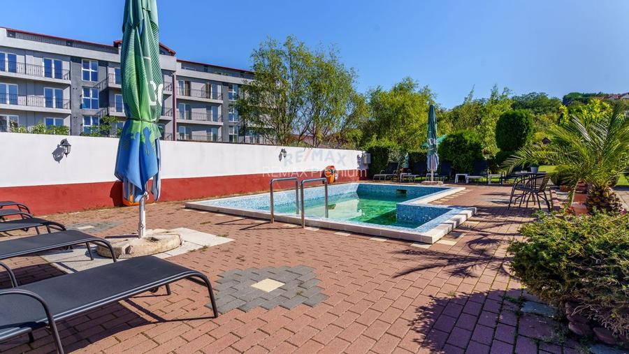 Pensiune cu 16 camere de vanzare, potential investitie,COMISION 0 - 3