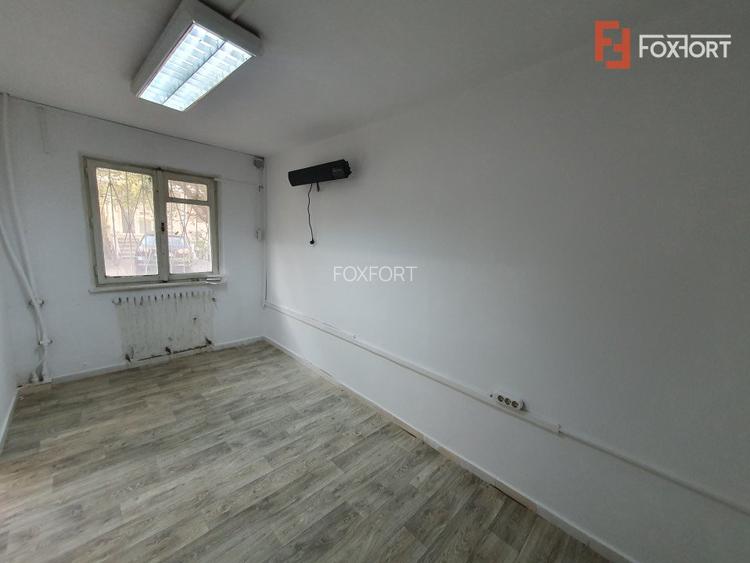 Spatiu comercial cu 2 camere de inchiriat - zona Piata Doina - 6