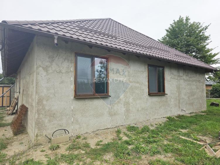 Casă cu livadă și teren generos – Girov - 36