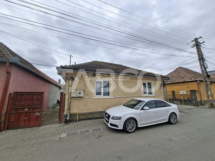 Casa individuala de vanzare Str Cimitirului nr 16 Selimbar- 250 teren - 12