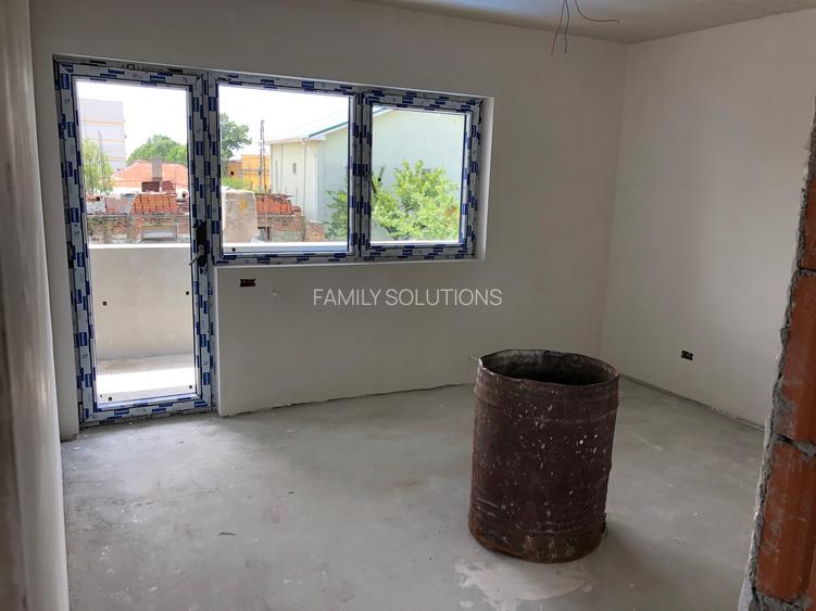 Proiect nou pozitie foarte buna. P+1+M. 5 cam - 21