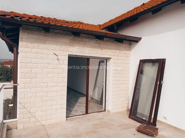 Casă / vilă Ștefănești / comuna Călinești , finisaje moderne ! - 25