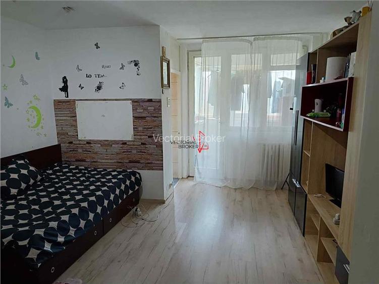 Garsoniera Titan Piata Minis bloc reabilitat 1978 - 3