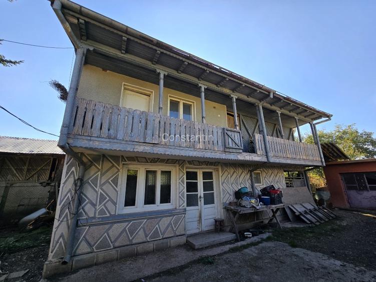 Teren 1300mp cu casa batraneasca - 12