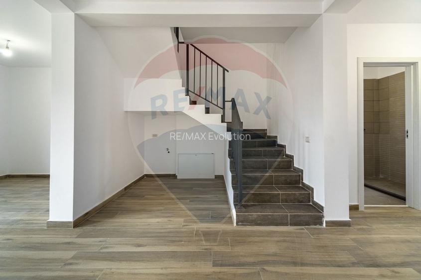 DUPLEX 8 camere de vanzare| Constructie noua| Izvor, BV | Comision 0% - 46