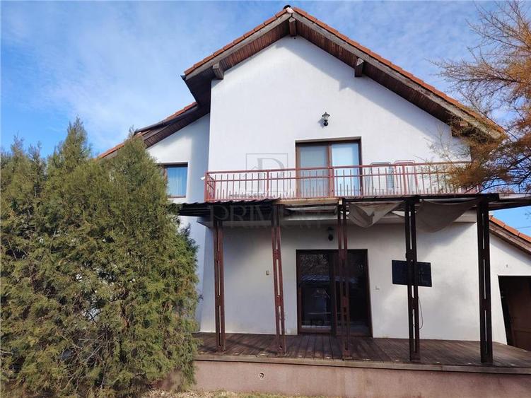 Casa individuala - 6 camere - locatie superba - garaj - teren generos. - 5