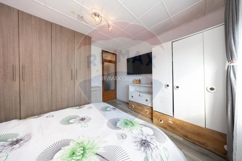 2 camere cu priveliste superba. Sacele - 15