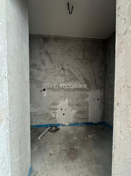 apartament cu 2 camere,balcon si parcare, zona Eroilor - 6