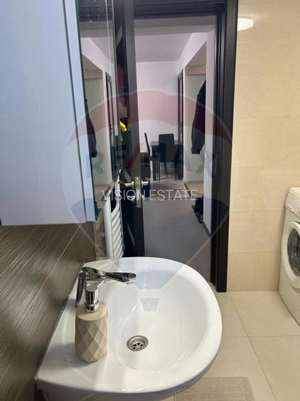 Apartament cu 2 camere în zona Liceul de Arta-Spital nr,1 - 3