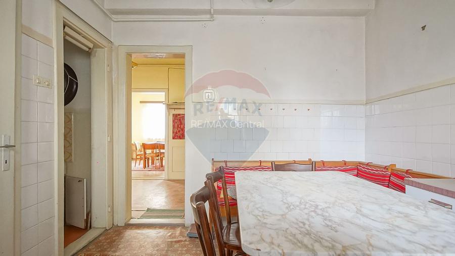 Apartament cu 3 camere de vânzare în zona Centrul Civic - 4