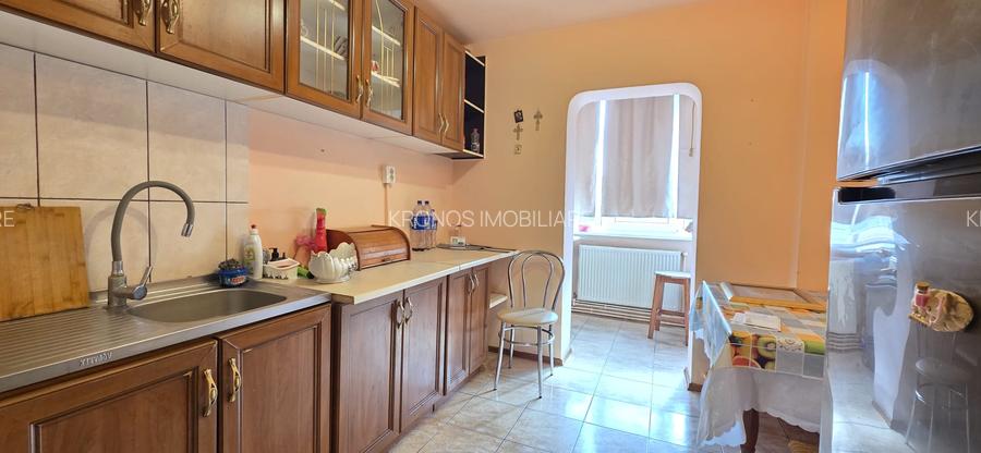 GARA - ABATOR 2 CAMERE DECOMANDATE MOBILAT + UTILAT CENTRALA GAZE PRET 450 EURO - 19