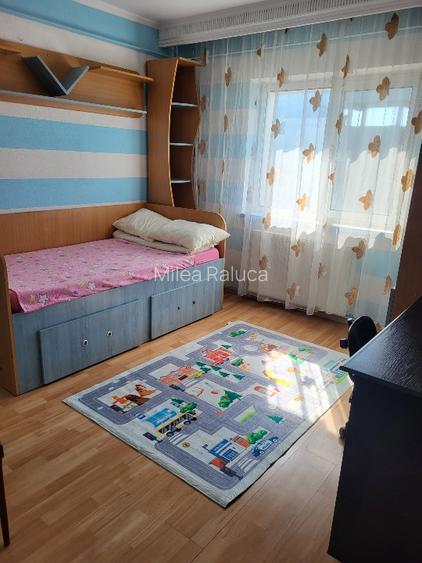 Închiriere Apartament  - 7