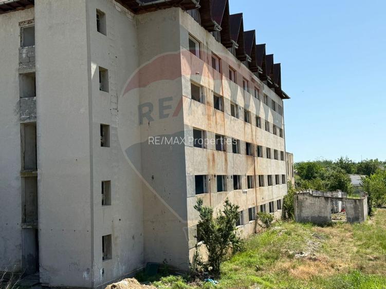 Bloc P+4 de vanzare, 40 apartamente, 2300 mp utili, BABADAG - 3