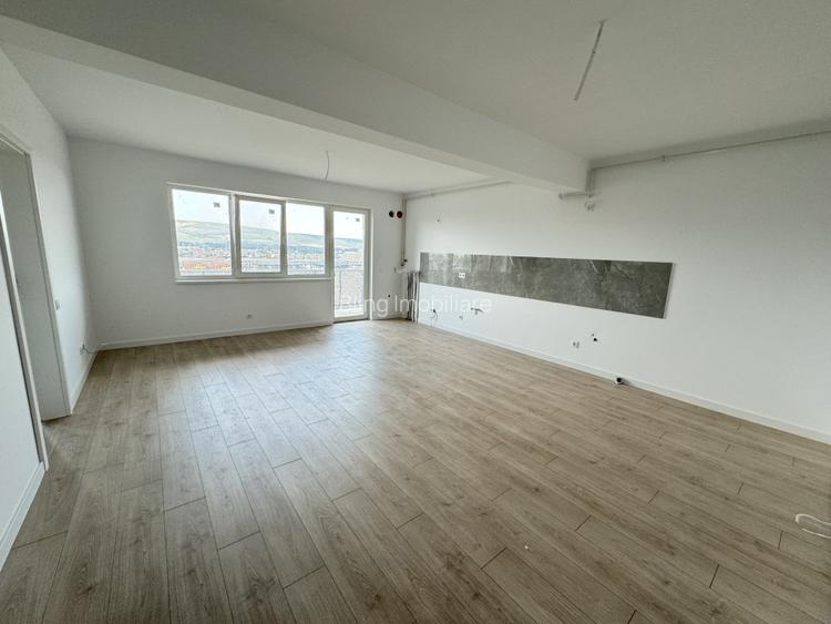 Apartamente de 3 camere, 62 mp, Finisat, Zona Teilor - 2