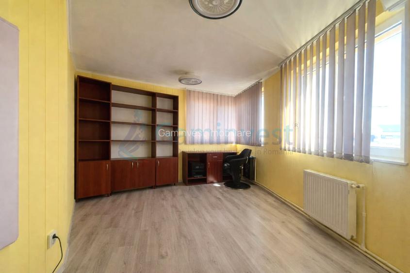 Spatiu comercial de vanzare in Oradea, cu vizibilitate in cartierul Grigorescu - 2