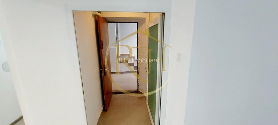 Închiriez spațiu comercial 4 camere–Zona Centrală – 77 mp utili. - 14