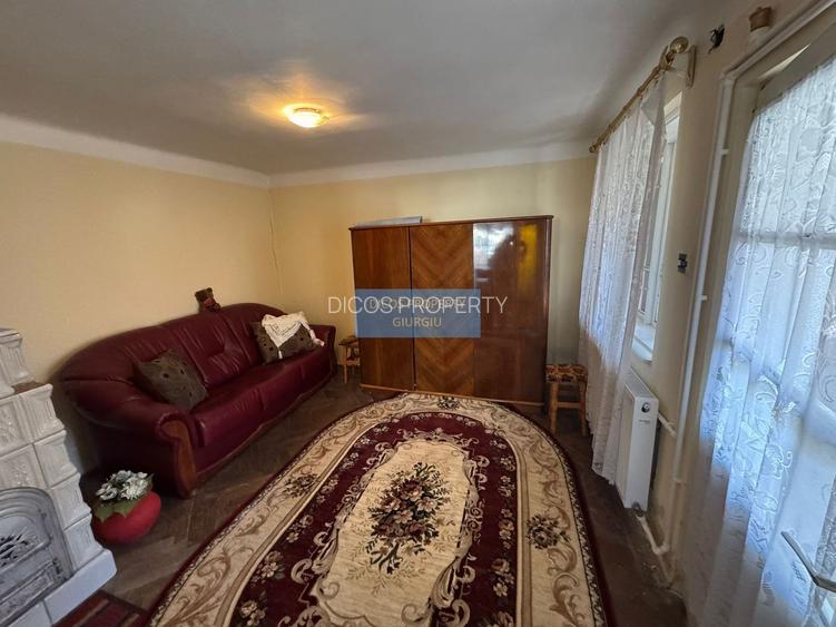 De Vânzare - Casă, Strada Griviței - 22
