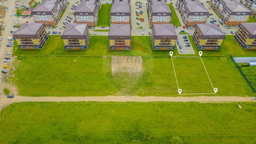 Teren intravilan 1.276 mp de vânzare – Sanpetru, Str. Drumul cu Plopi - 5
