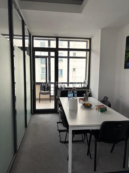 Unirii,sp.birouri,117mp,et.3,renovat,1800Euro/luna - 7
