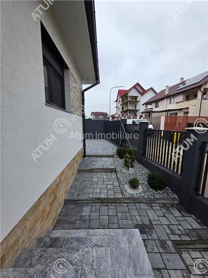 Casa individuala cu 4 camere si curte libera de 330 mp in Selimbar - 3