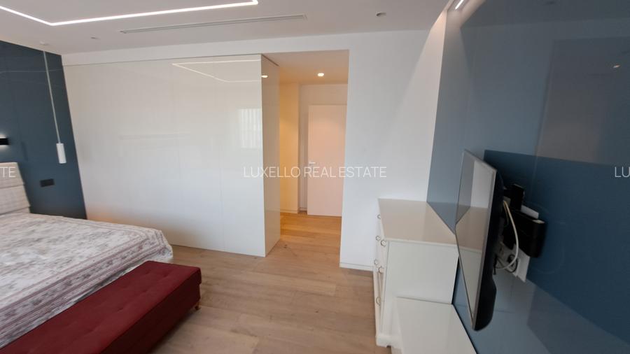 APARTAMENT 4 CAMERE CU SCARA INTERIOARA TIP LOFT -ULTRA LUX - 46