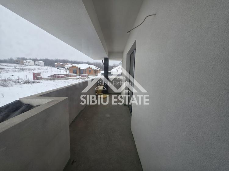 Casa individuala ,cu carport si pivnita, Calea Cisnadiei - 15