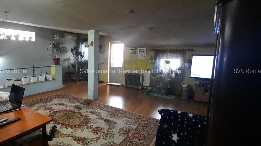 REV2003476 Vila 3 Camere Curte 100 mp de Vanzare Andronache Sector 2 - 2