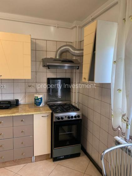 13 Septembrie | 3 Camere | Centrala | Bloc 1986 Anvelopat | Etaj 4  - 18