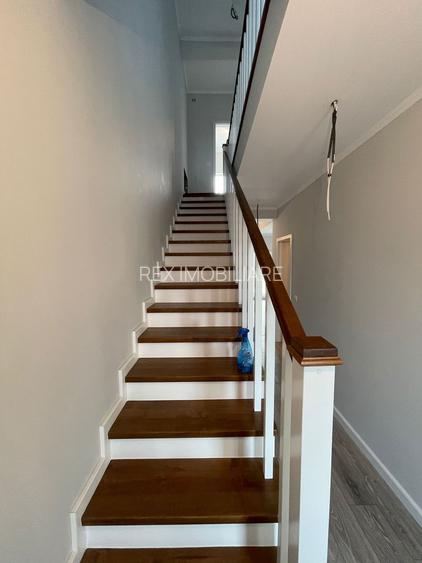 Duplex-4 camere-pozitie excelenta-la asfalt-Remetea Mare - 9