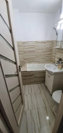 Garsoniera semidecomandata, etaj 1/4,Podul Electro, zona Lapus. - 8