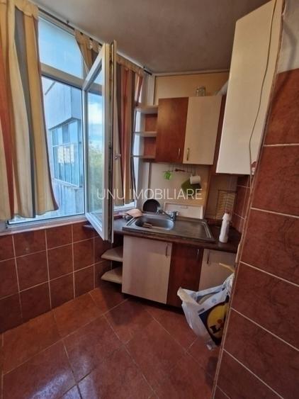 2 camere decomandat 51mp etaj 2 zona Nicolina Lidl - 9