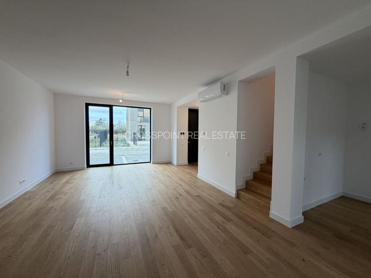 Vilă premium P+1+M,  156 mp utili, curte proprie2 locuri de parcare - 4