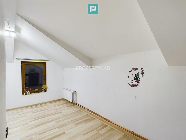 Apartament cu 2 camere pe 2 niveluri în Dumbrăvița - 9